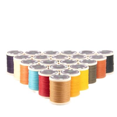 0.55mm Poliéster impermeable enlazado redondo hilo encerado para el tejido de costura de cuero