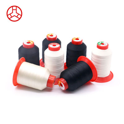 Tex45 Serafil Filamento de bordado de poliéster Resistente a altas temperaturas y 304 colores
