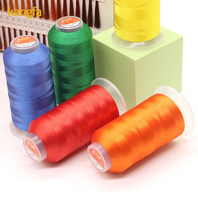 135G Polyester de bordado de la máquina de hilo 120d para el bordado consistente y hermoso
