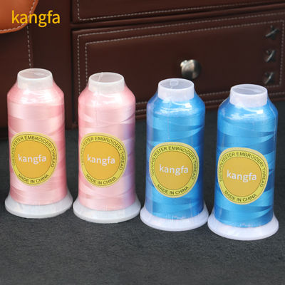Bajo encogimiento 100% hilo de poliéster para máquina de bordado 5000 yardas 120D/2 720 colores