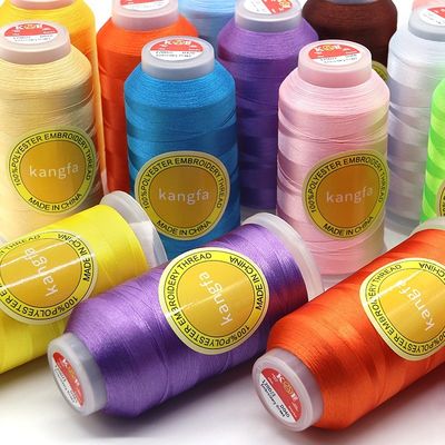 120D teñido 720 colores 4000 yardas de poliéster hilo de bordado para el patrón teñido por máquina