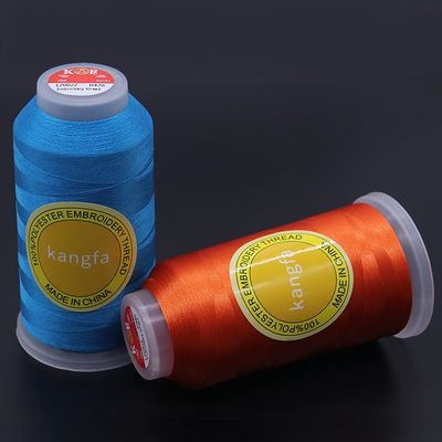 100% de poliéster Kangfa venta de color de seda bordado de costura hilo 120D/2 MERCERIZADO