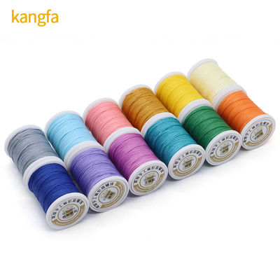Tejido 100% Poliéster Cera plana Cuero cosido a mano Cera de alta resistencia Polyester hilo de costura 0.8mm 150D