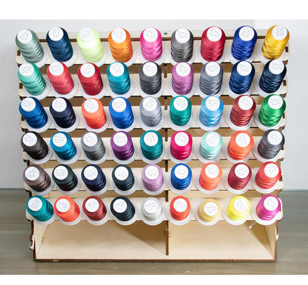 1000Y hilo de bordado de poliéster de cono pequeño multicolor 120d/2 para máquina de bordado