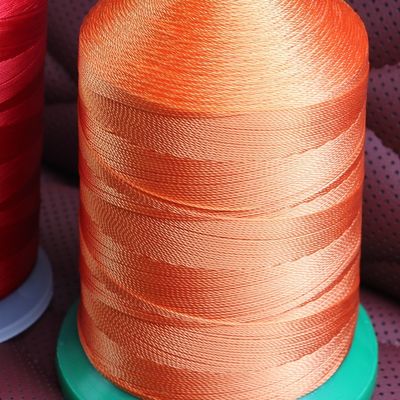 Material cónico Filamento de costura de plástico Tex45 120D/3 Filamento de unión de nylon para alta resistencia