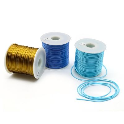 Cordón de seda trenzado de 2 mm para bricolaje Nudo chino Brazaletes de satén haciendo hallazgos de perlas