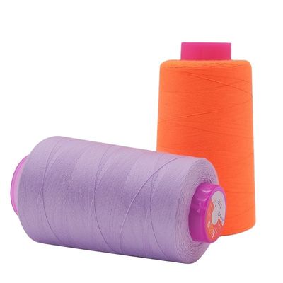 Fabricantes hilo de costura de poliéster industrial de 100 puntas 40/2 Ideal para vestidos teñidos