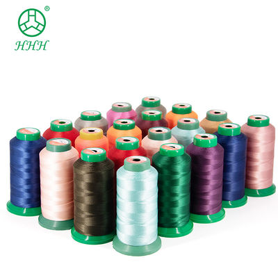 Filamento de poliéster de costura 210d de 3 capas de nylon de alta tenacidad para un rendimiento de costura más fuerte