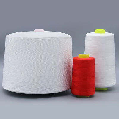 Fabricación Produce 1,25 kg de hilados de poliéster blancos crudos 60/2 con resistencia química