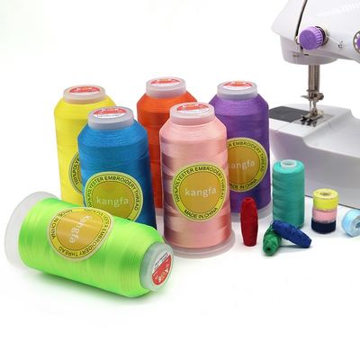 Colorido 120/2 4000 yardas 5000 yardas hilo de bordado mercerizado 0,145 mm para coser
