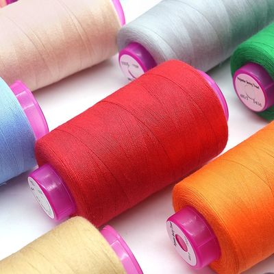 OEM/ODM Aceptado 100g 20s/2 hilo de costura de poliéster en 1000 colores para las necesidades textiles
