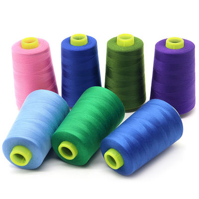 Bajo MOQ 40/2 5000yds Tintado Espínado 100% Poliéster hilo de costura para tejer a mano Durable