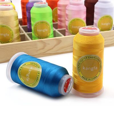 Filamento de poliéster 120D/2 resistente a altas temperaturas para bordados reflectantes en sofás