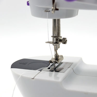 2022 Mini máquina de coser eléctrica para tela alimentación manual y cortar el cuchillo de alambre incluido