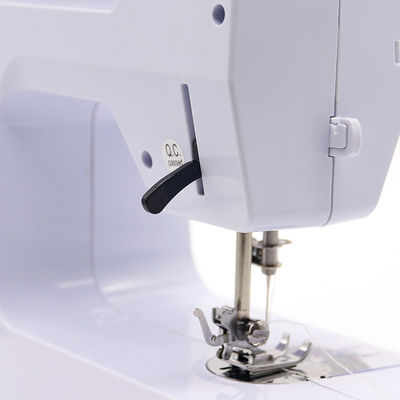 Círculo de operación manual UFR-737 Maquina de coser de costura con cuchillo de alambre