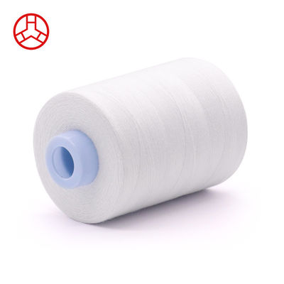 hilo de costura de algodón 100% blanco para proyectos personalizados en la industria textil