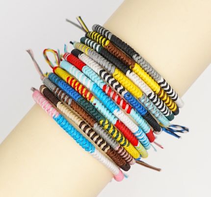 Anillo Twisted 210D Polyester hilo encerado para coser cuero 1 mm de diámetro Muestra gratuita