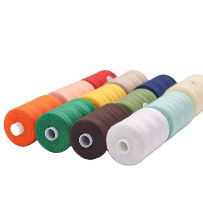 24 colores en una caja de hilo de gancho de algodón 40S / 2 hilo de costura de algodón para coser a mano