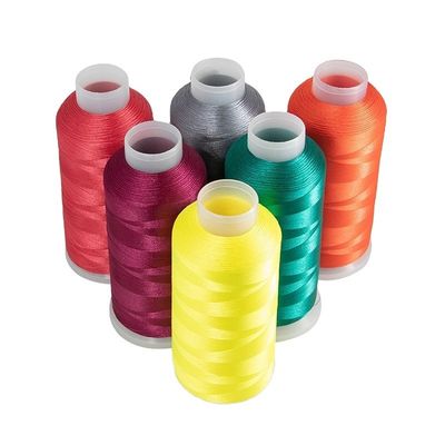 Apoyo 7 días tiempo de entrega del pedido de muestra 720 paquetes de colores de hilo de bordado de poliéster 120D