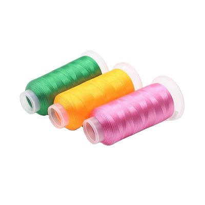 Hielo de bordado de poliéster de alta tenacidad 120D/2 5000Y para máquina de bordado superior