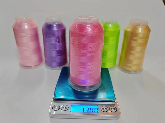 108D 120D/2 4000m 5000m hilo de poliéster para la máquina de bordado