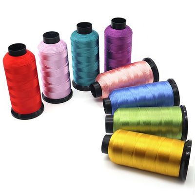 120d/2 hilo de bordado de rayos viscoso reflectante para el proceso de fabricación de prendas de vestir