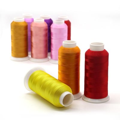 OEM/ODM 100% Polyester Lot Stock 700 colores hilo de bordado para el bordado rápido de la máquina