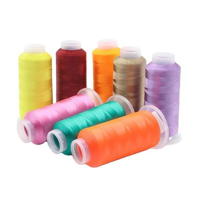 120D/2 5000y hilo de bordado de seda La mejor opción para las máquinas de bordado de camisetas